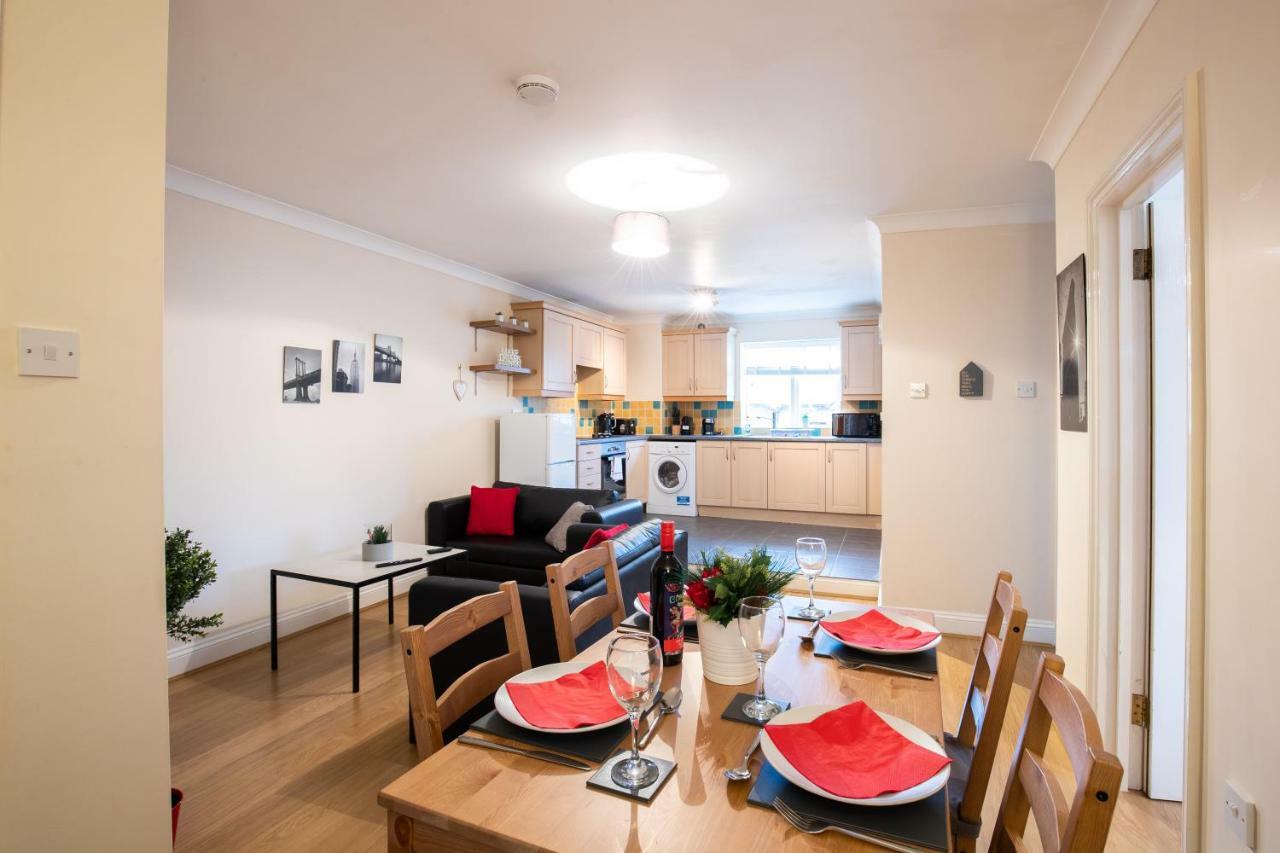 Apartamento Spacious 2Br Flat In Stansted Stansted Mountfitchet Exterior foto